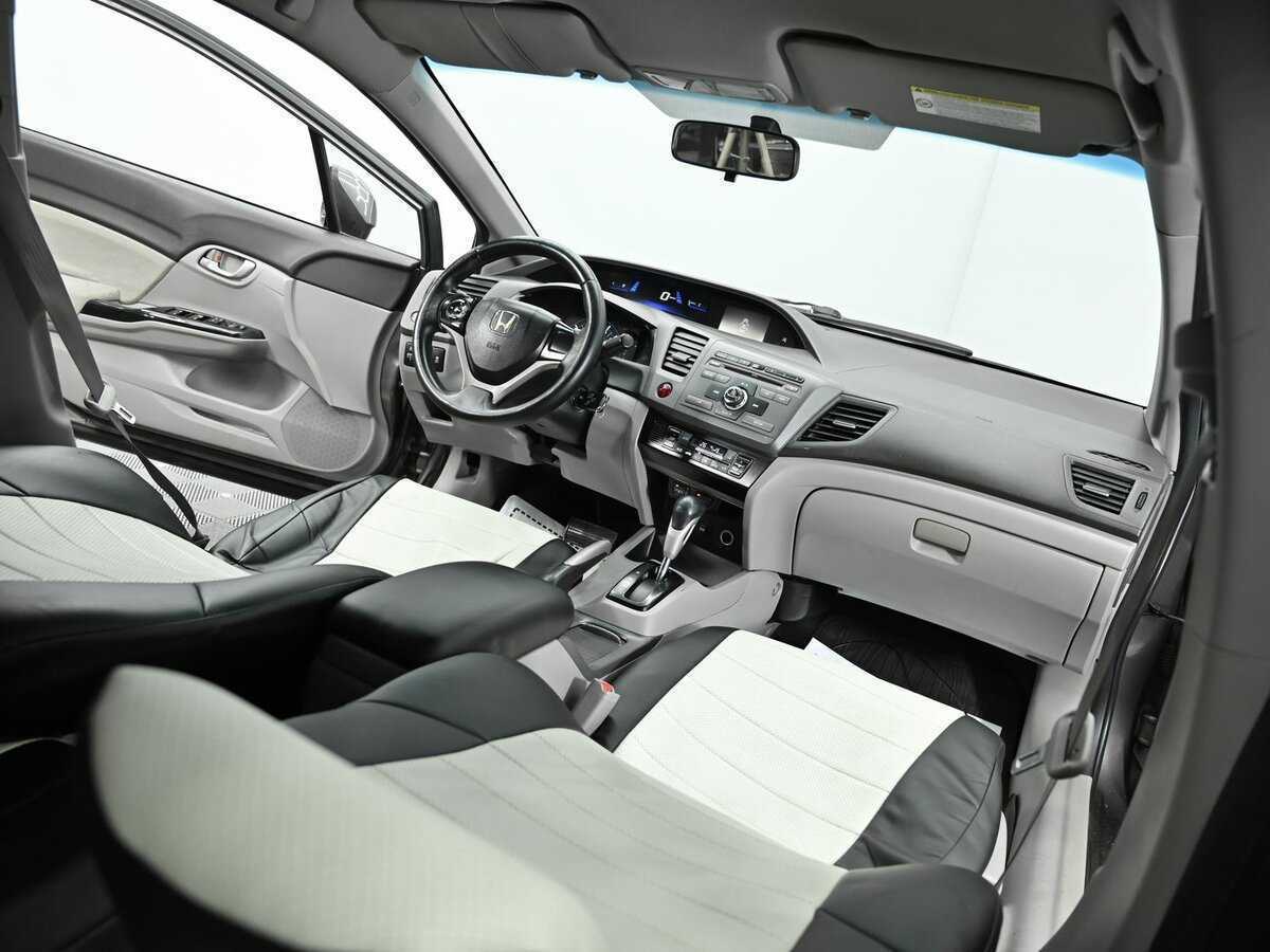 Honda Civic б/у, 2012, Автоматическая. Фото: #5