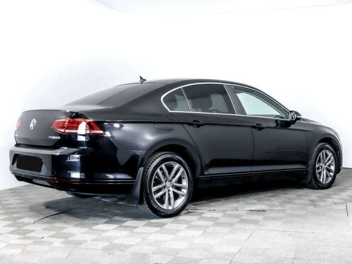 Volkswagen Passat б/у, 2017, Роботизированная. Фото: #3