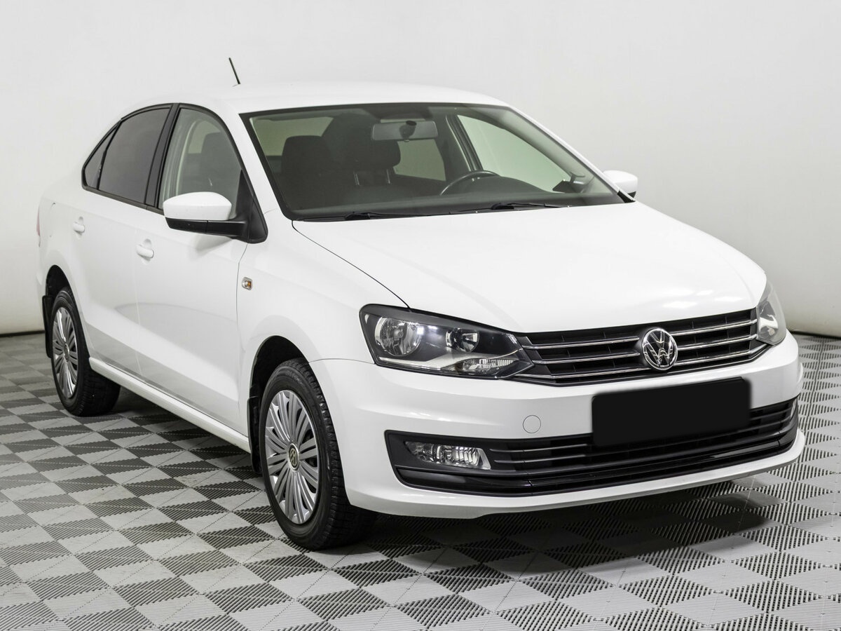 Volkswagen Polo б/у, 2016, Автоматическая. Фото: #2