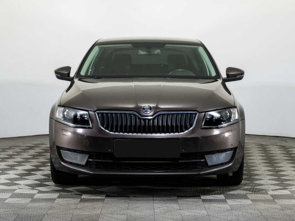 Skoda Octavia б/у, 2015, Механическая. Фото: #1