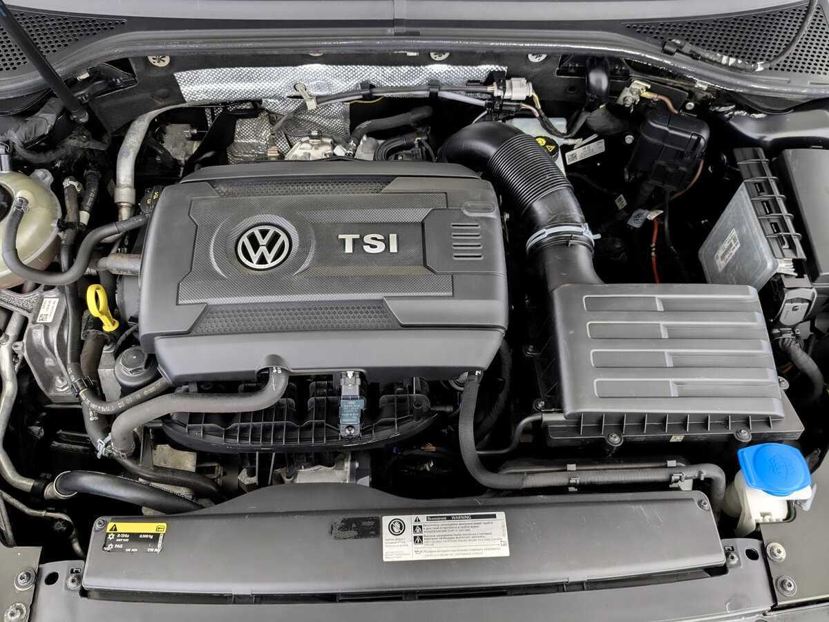 Volkswagen Passat б/у, 2018, Роботизированная. Фото: #8