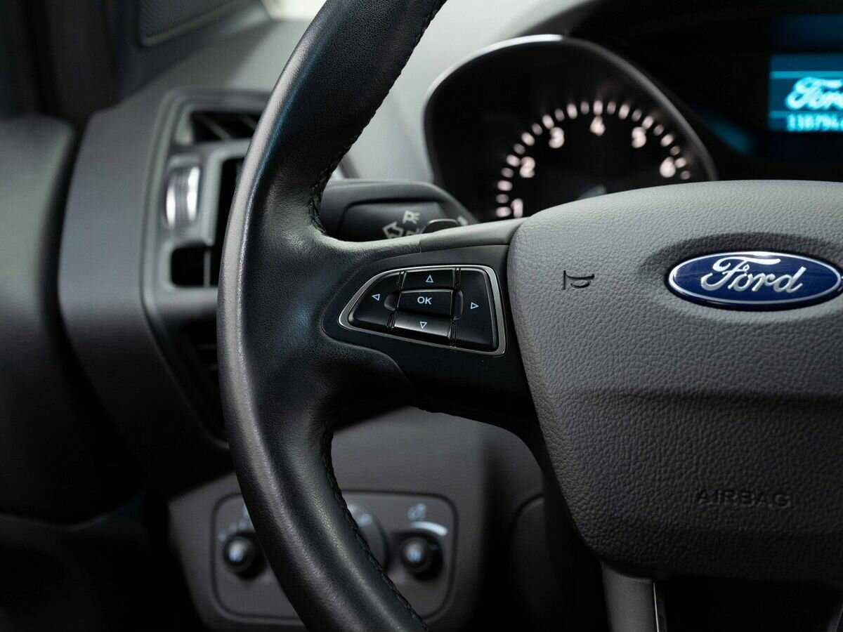 Ford Kuga б/у, 2017, Автоматическая. Фото: #16