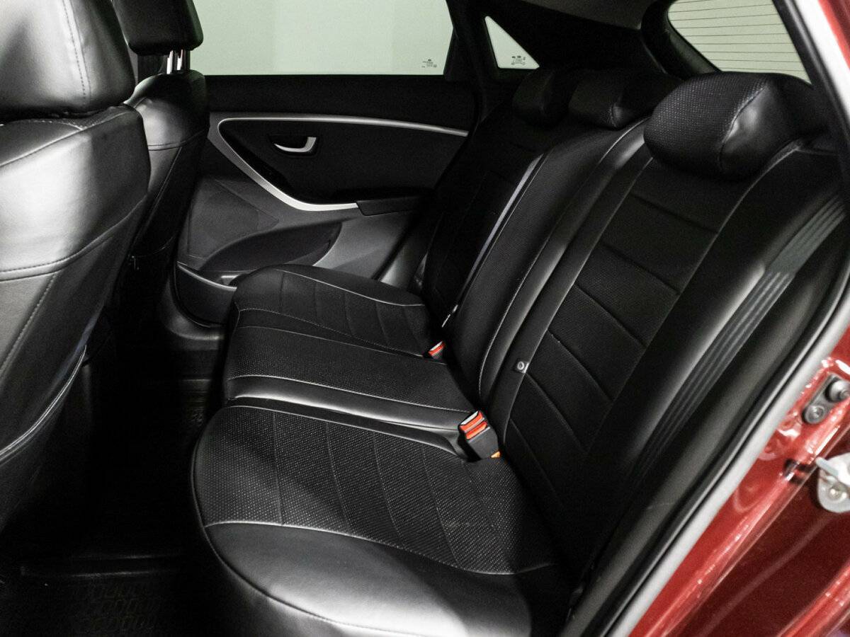 Hyundai i30 б/у, 2016, Автоматическая. Фото: #9