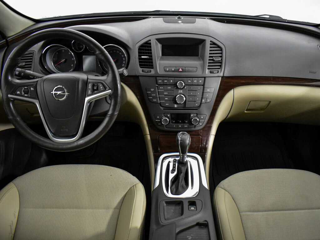 Opel Insignia б/у, 2012, Автоматическая. Фото: #12