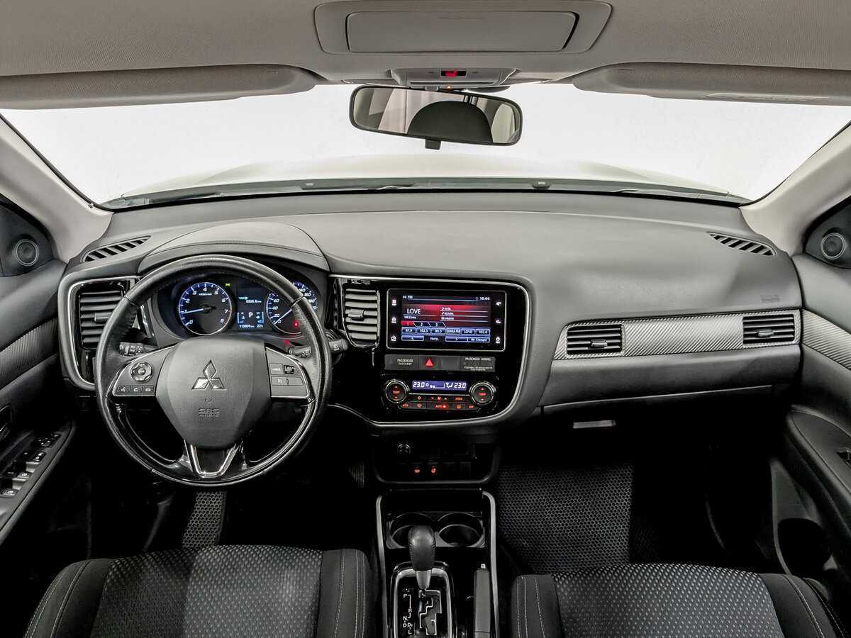 Mitsubishi Outlander б/у, 2018, Вариатор. Фото: #13
