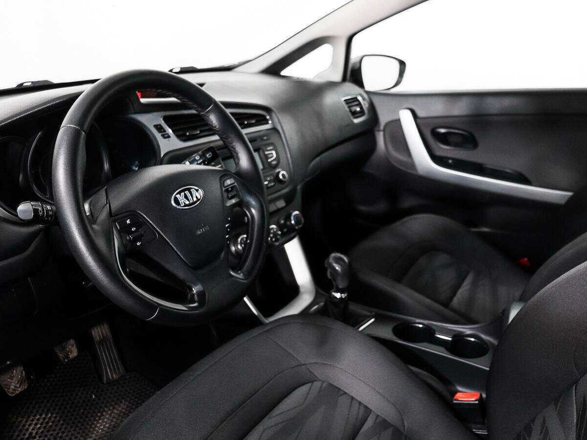 Kia Ceed б/у, 2013, Механическая. Фото: #7