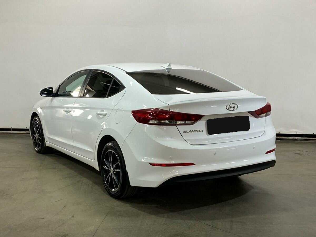 Hyundai Elantra б/у, 2017, Автоматическая. Фото: #6