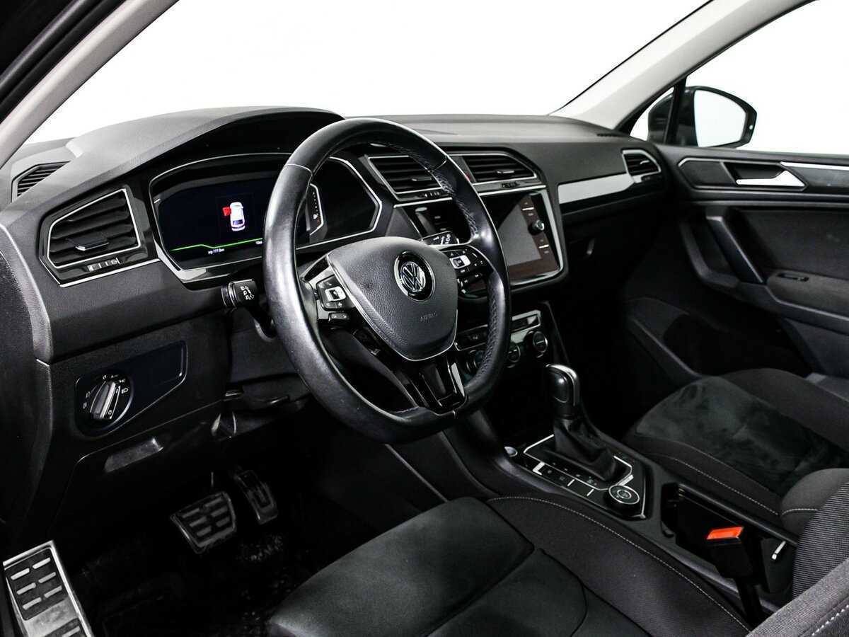 Volkswagen Tiguan б/у, 2019, Роботизированная. Фото: #9
