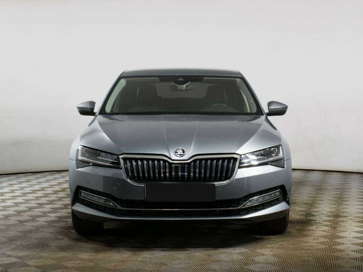 Skoda Superb б/у, 2019, Роботизированная. Фото: #1