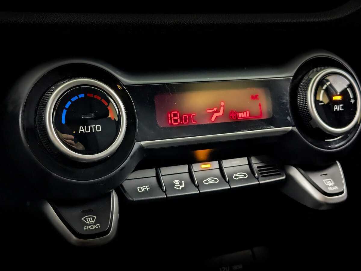 Kia Rio б/у, 2018, Автоматическая. Фото: #18