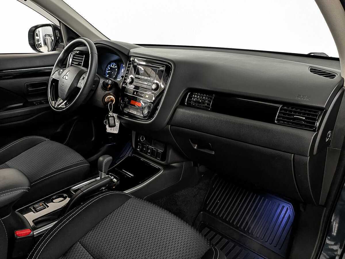 Mitsubishi Outlander б/у, 2019, Вариатор. Фото: #10