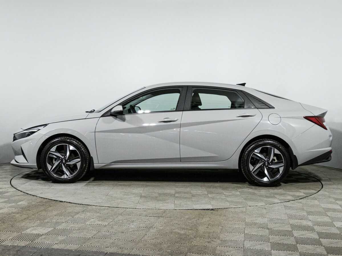Hyundai Elantra б/у, 2023, Автоматическая. Фото: #7