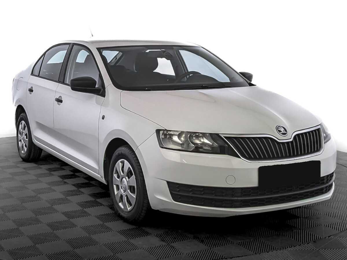 Skoda Rapid б/у, 2017, Механическая. Фото: #2
