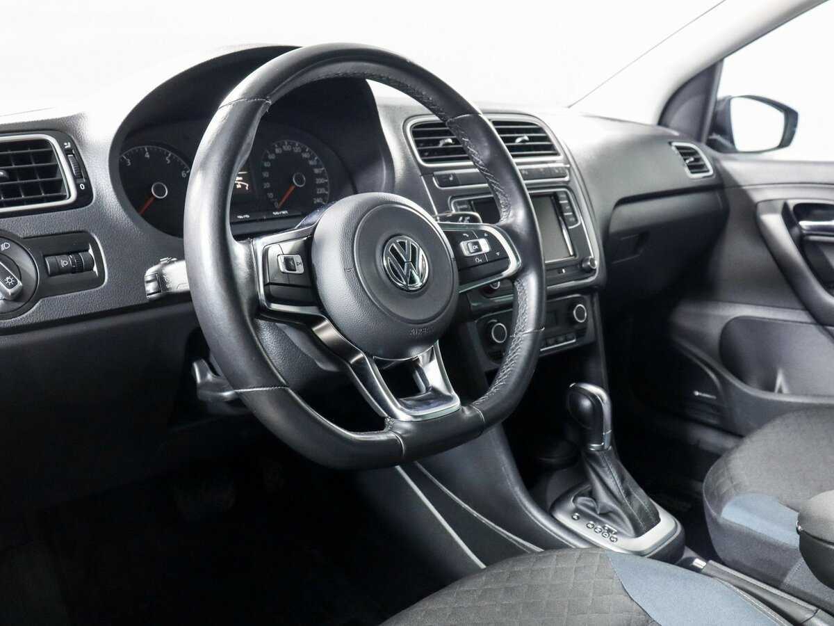 Volkswagen Polo б/у, 2019, Автоматическая. Фото: #10