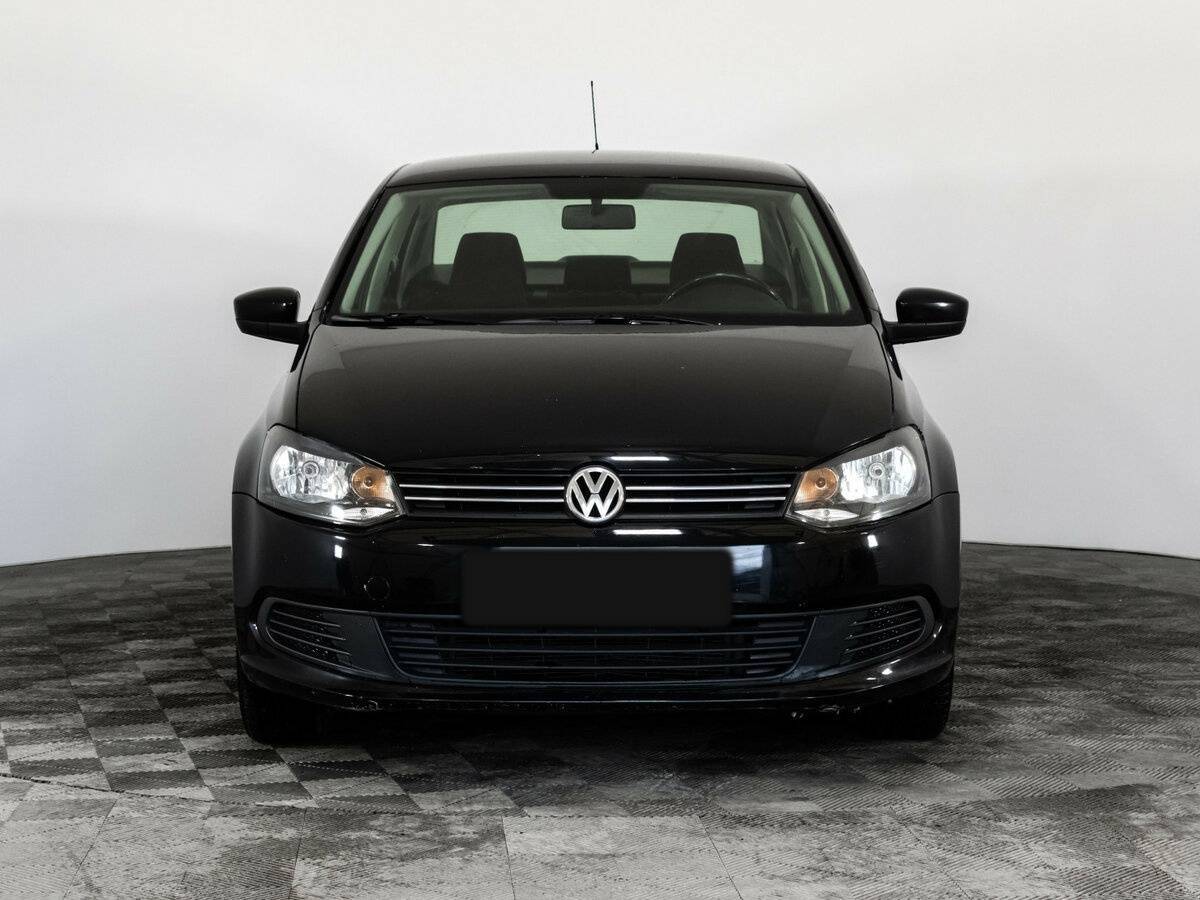 Volkswagen Polo б/у, 2012, Механическая. Фото: #1