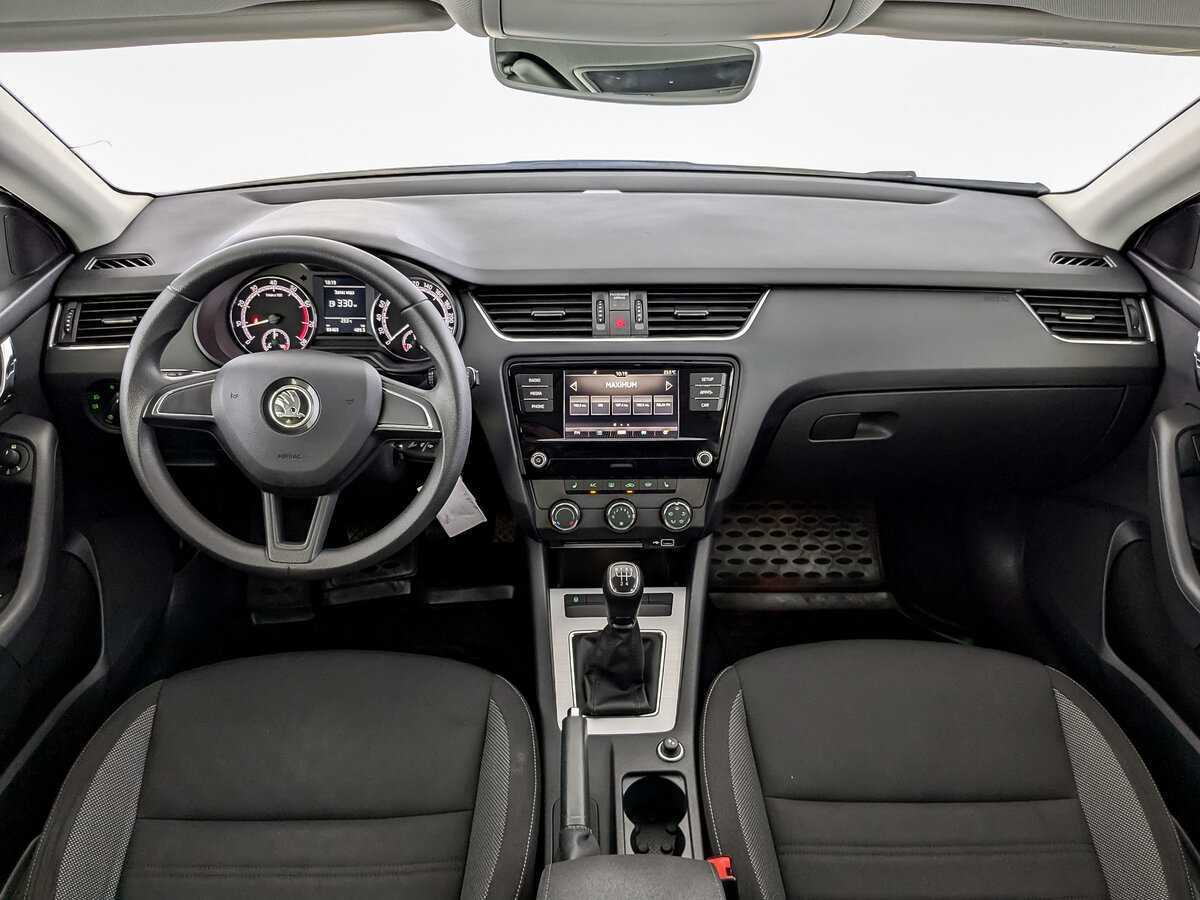 Skoda Octavia б/у, 2019, Механическая. Фото: #11