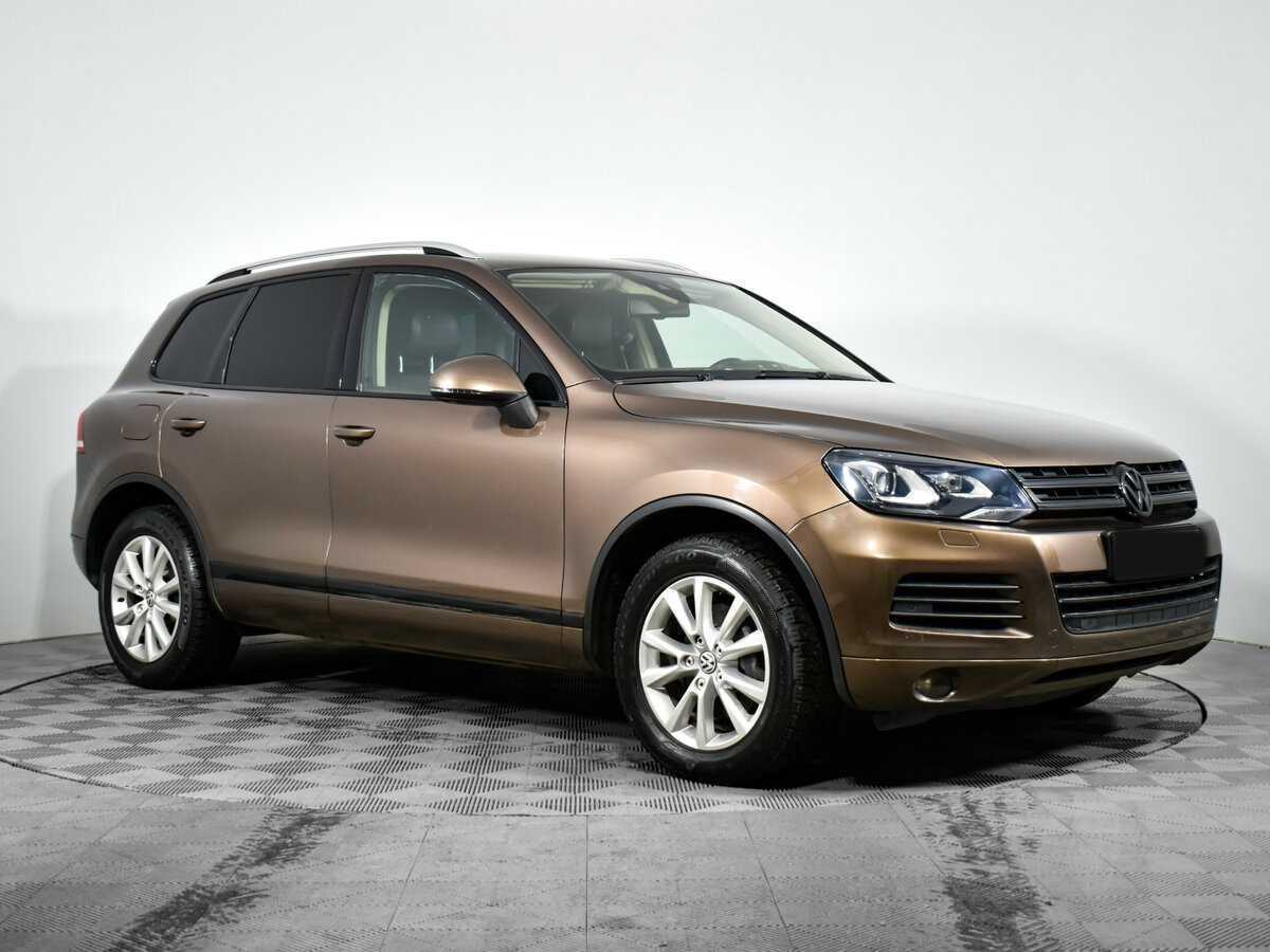 Volkswagen Touareg б/у, 2013, Автоматическая. Фото: #2