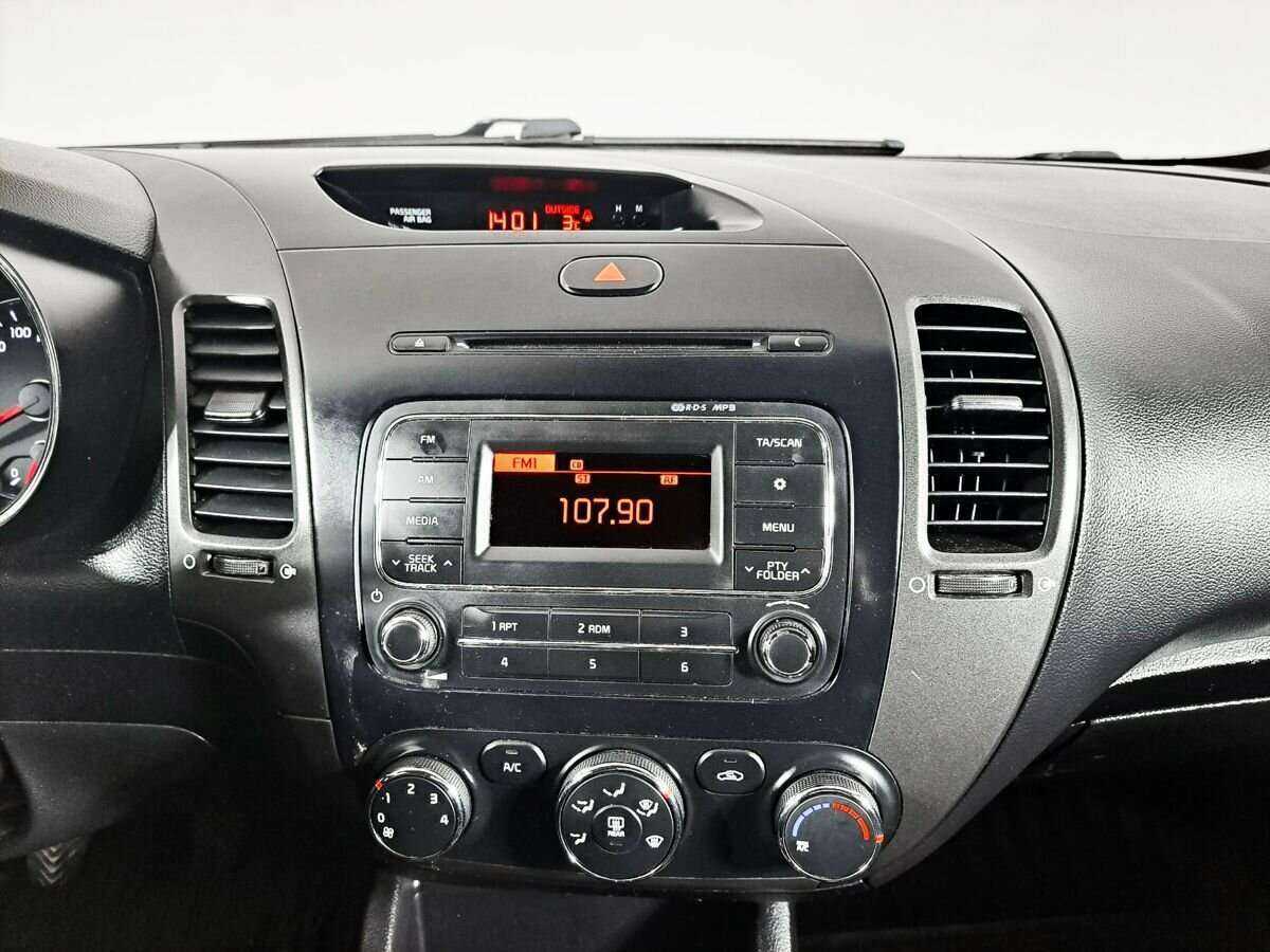 Kia Cerato б/у, 2013, Механическая. Фото: #10