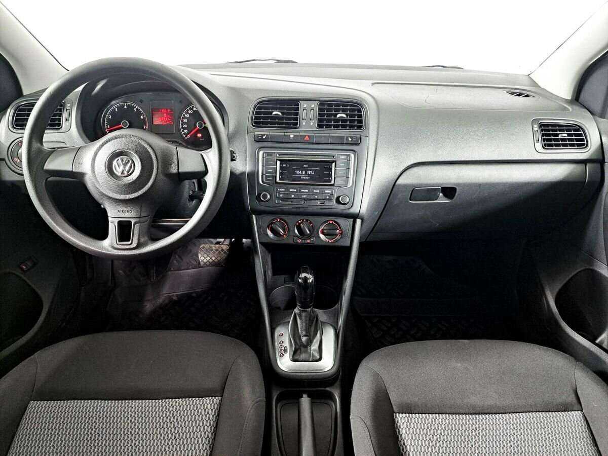 Volkswagen Polo б/у, 2012, Механическая. Фото: #11