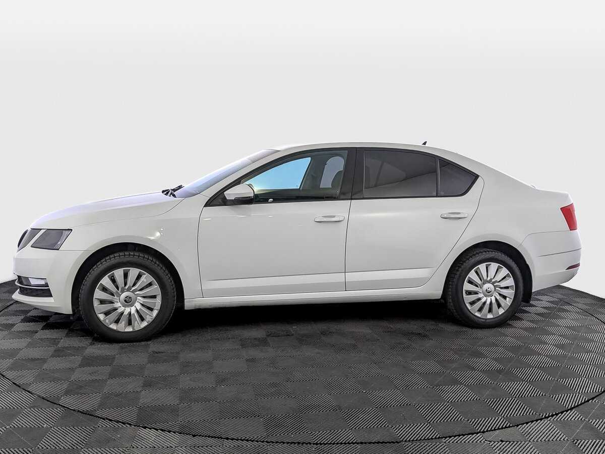 Skoda Octavia б/у, 2019, Механическая. Фото: #7