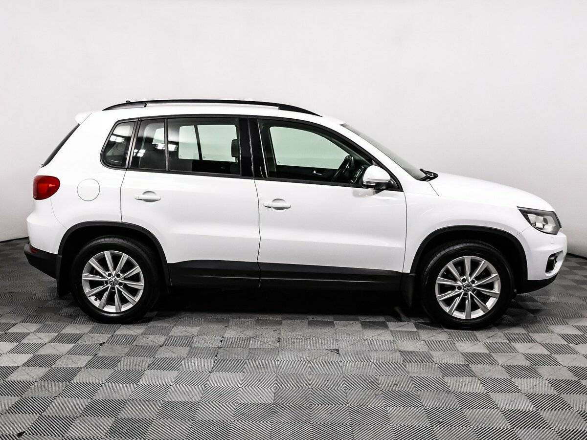 Volkswagen Tiguan б/у, 2015, Автоматическая. Фото: #3
