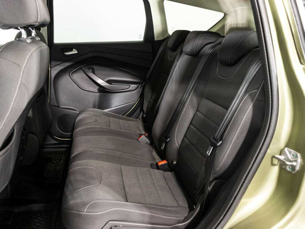 Ford Kuga б/у, 2014, Автоматическая. Фото: #9