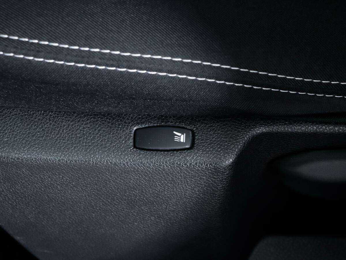 Nissan Terrano б/у, 2017, Автоматическая. Фото: #12