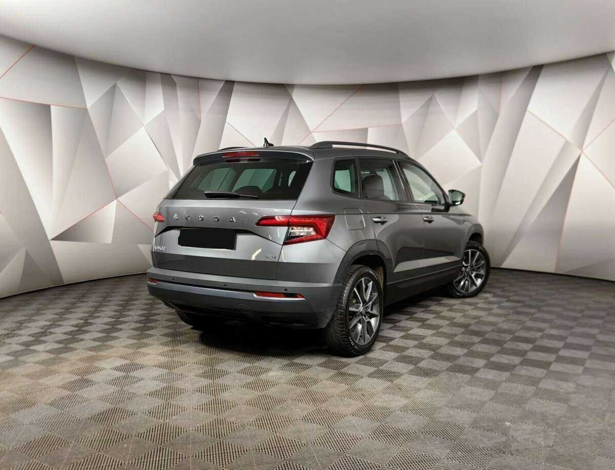 Skoda Karoq б/у, 2020, Роботизированная. Фото: #1