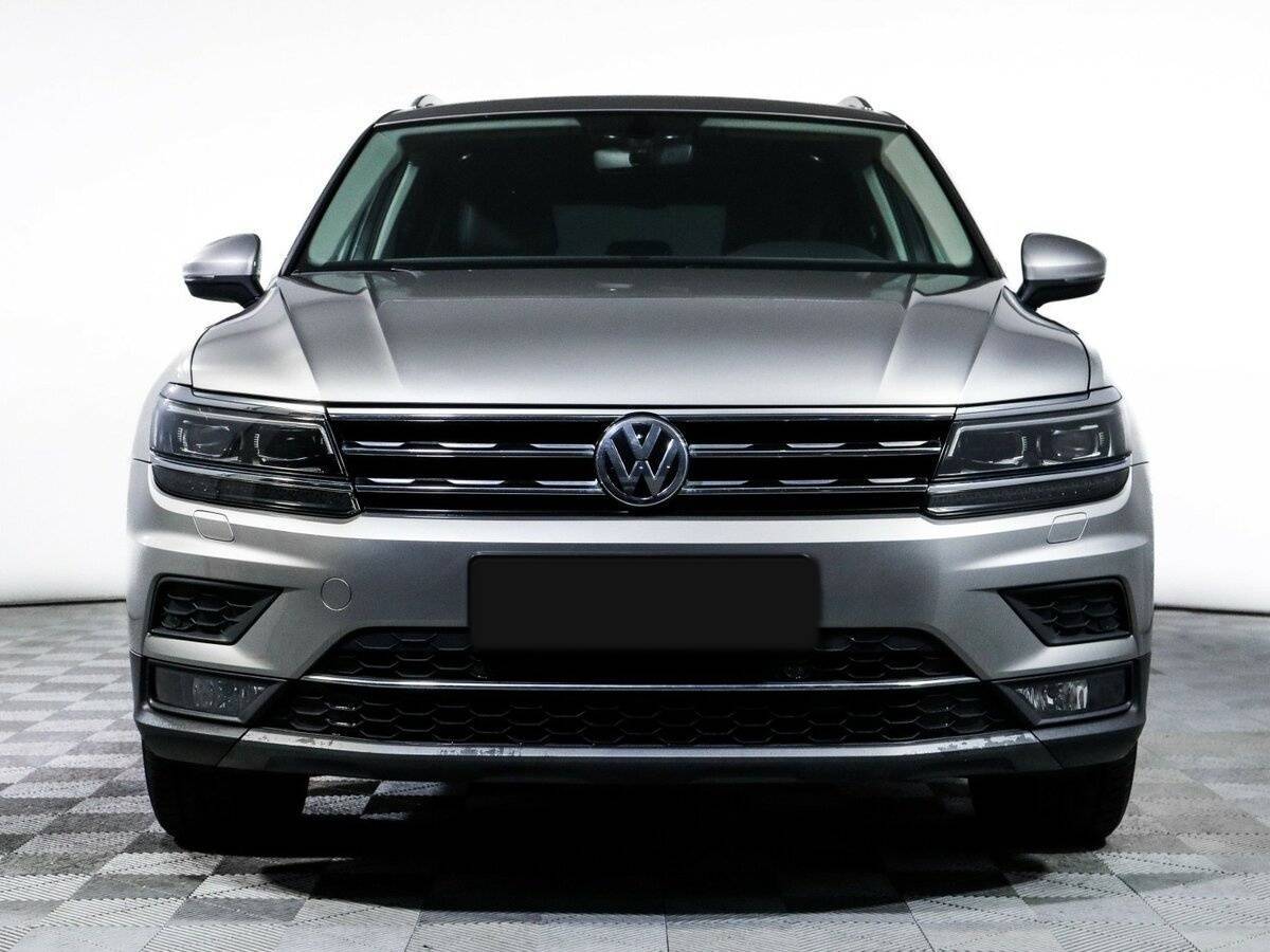 Volkswagen Tiguan б/у, 2017, Роботизированная. Фото: #1