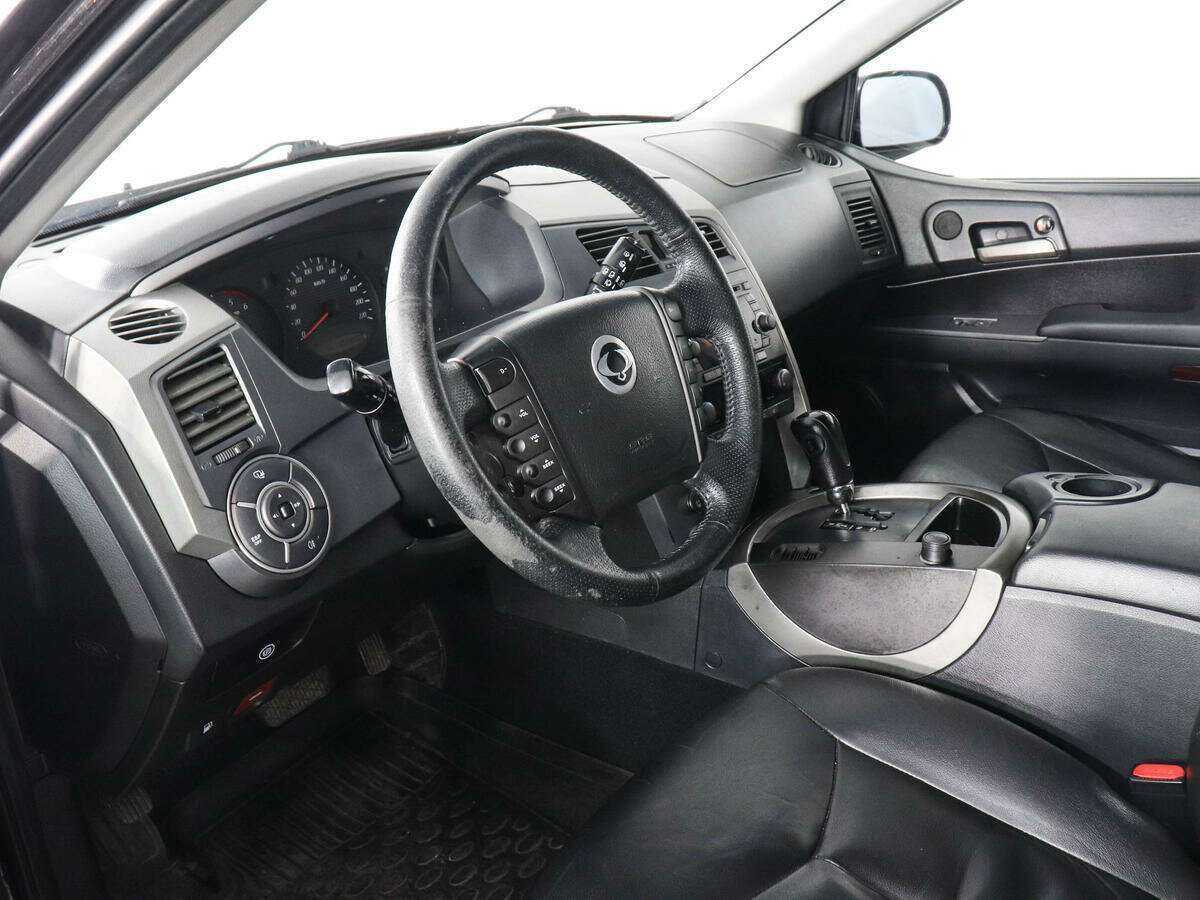 SsangYong Kyron б/у, 2013, Автоматическая. Фото: #4