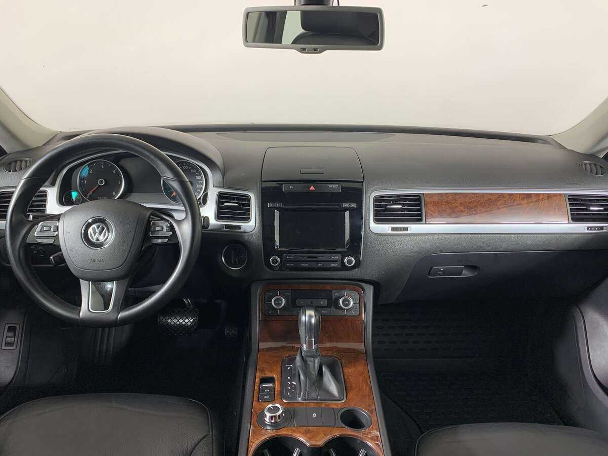 Volkswagen Touareg б/у, 2012, Автоматическая. Фото: #10