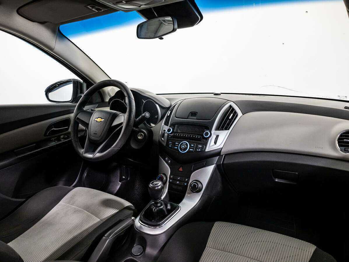 Chevrolet Cruze б/у, 2013, Механическая. Фото: #8