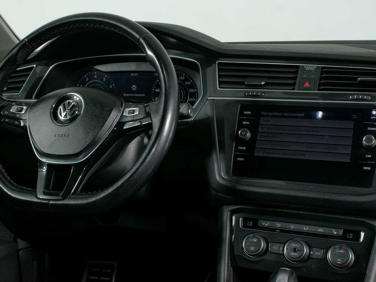 Volkswagen Tiguan б/у, 2018, Роботизированная. Фото: #11