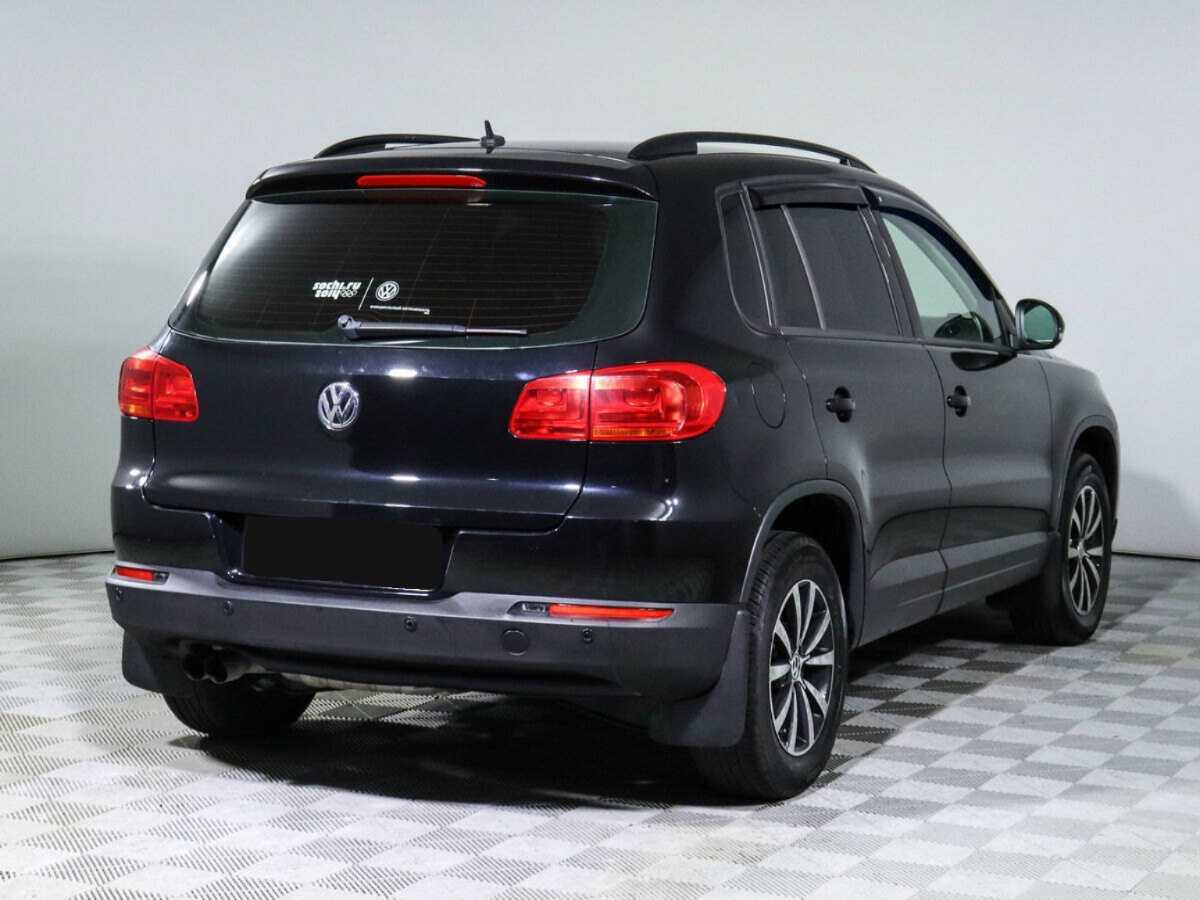 Volkswagen Tiguan б/у, 2013, Роботизированная. Фото: #3
