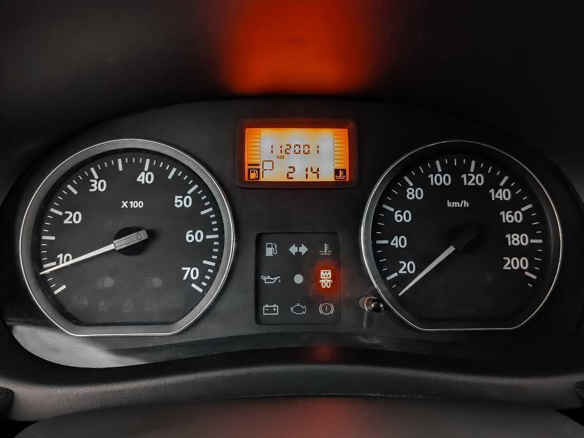Nissan Almera б/у, 2015, Автоматическая. Фото: #11