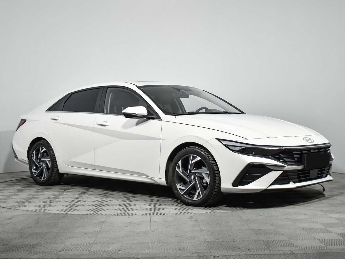 Hyundai Elantra б/у, 2023, Вариатор. Фото: #2