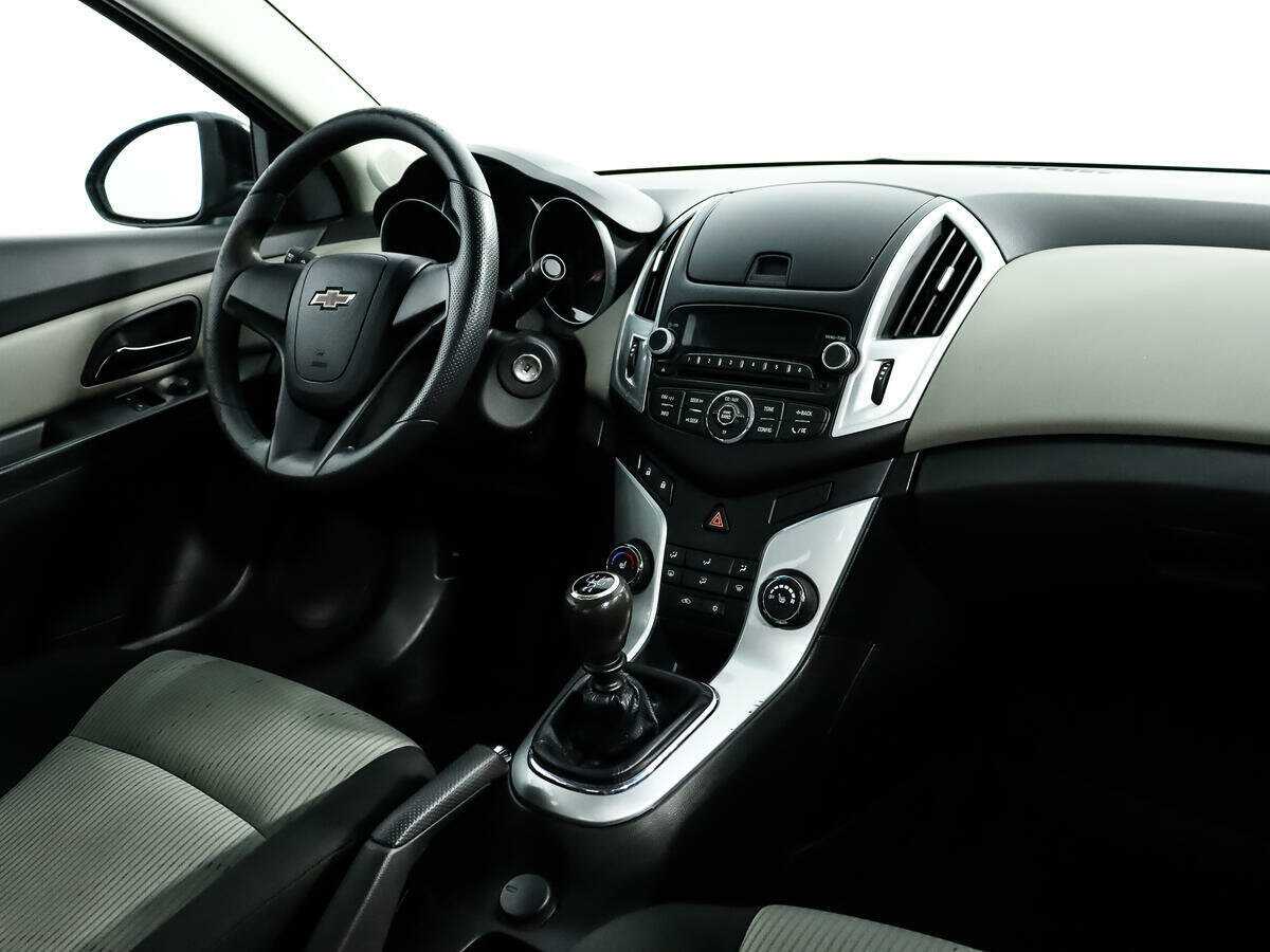 Chevrolet Cruze б/у, 2013, Механическая. Фото: #9