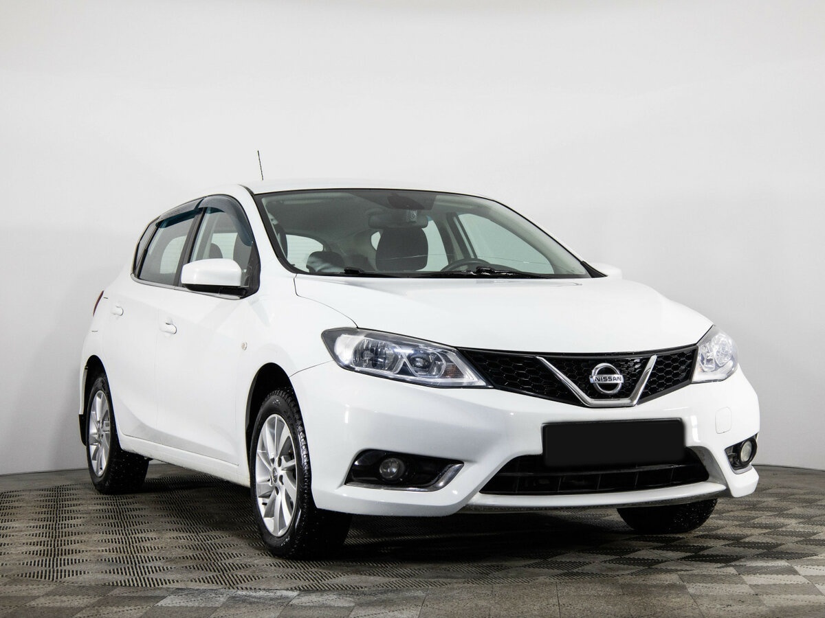 Nissan Tiida б/у, 2015, Вариатор. Фото: #2