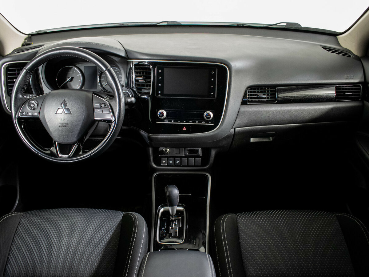Mitsubishi Outlander б/у, 2021, Вариатор. Фото: #10