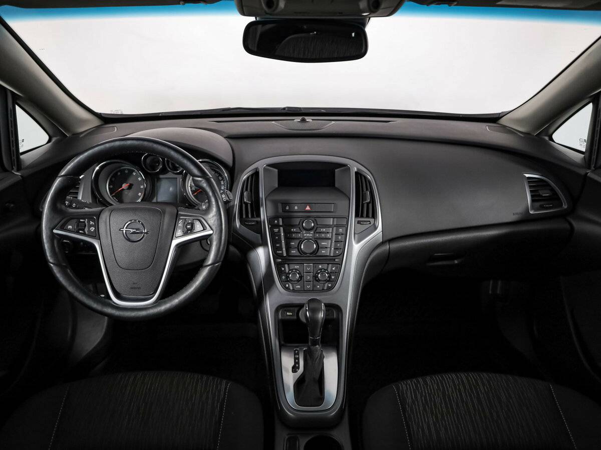 Opel Astra б/у, 2014, Автоматическая. Фото: #7