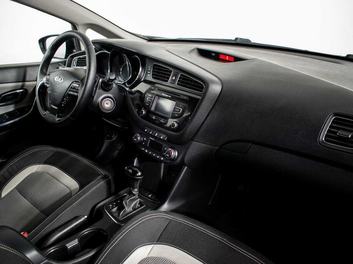 Kia Ceed б/у, 2014, Автоматическая. Фото: #6