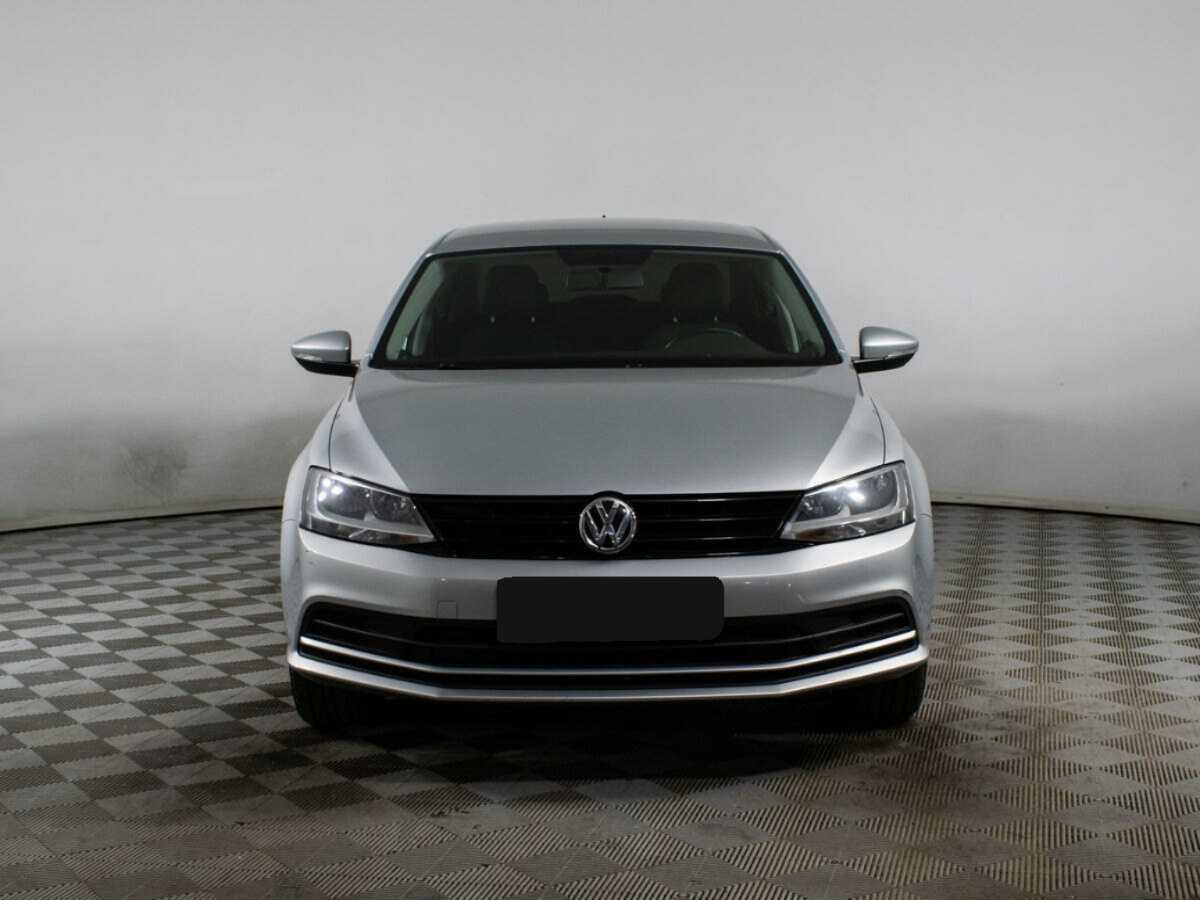 Volkswagen Jetta б/у, 2018, Роботизированная. Фото: #1