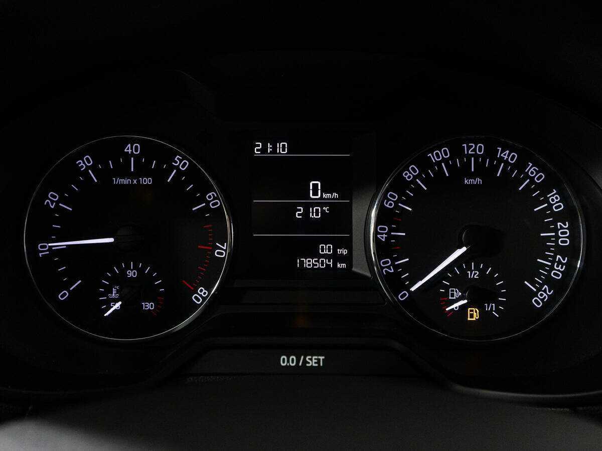 Skoda Octavia б/у, 2014, Механическая. Фото: #11
