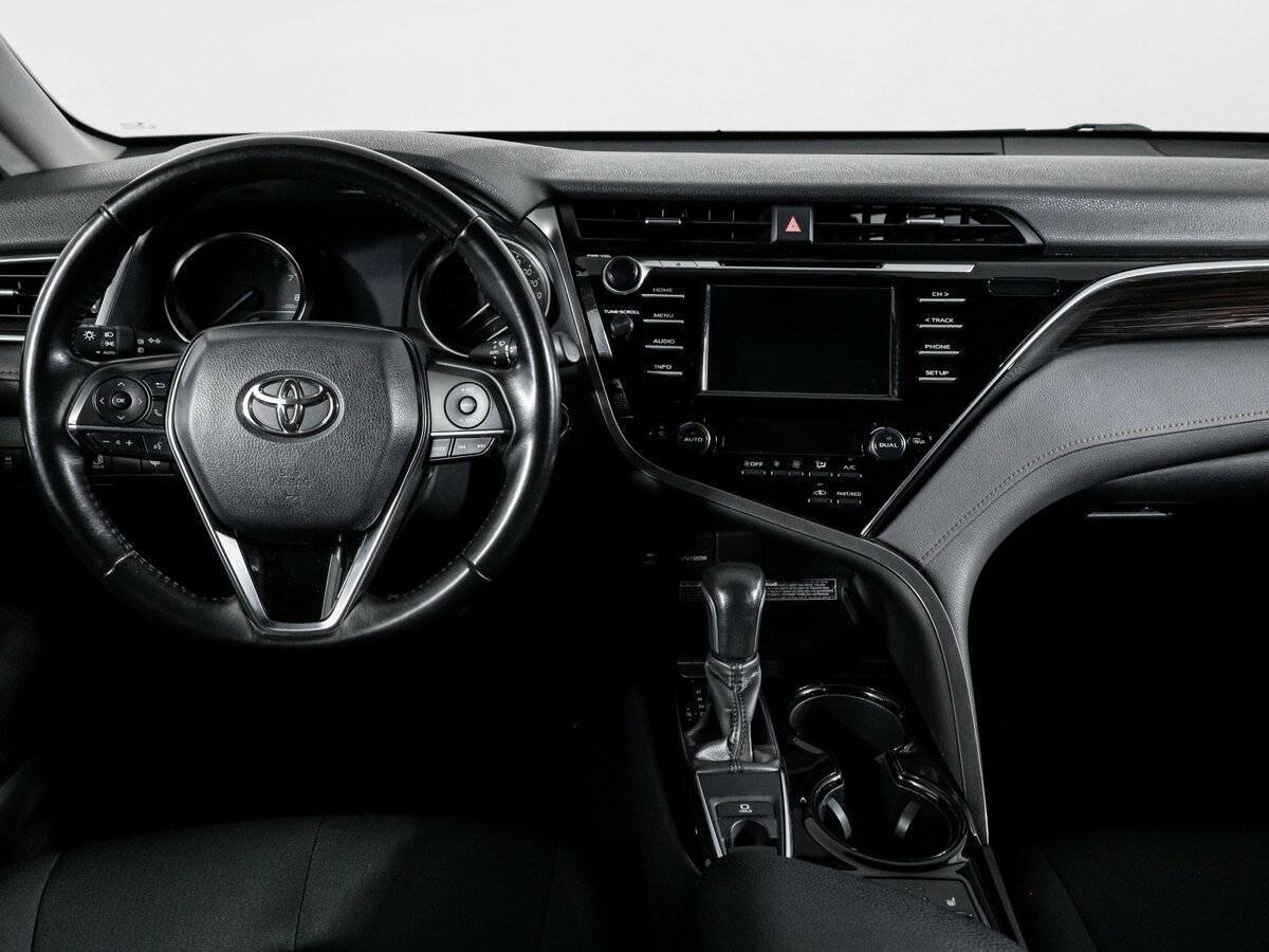 Toyota Camry б/у, 2019, Автоматическая. Фото: #11