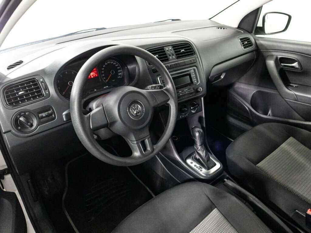 Volkswagen Polo б/у, 2013, Автоматическая. Фото: #10