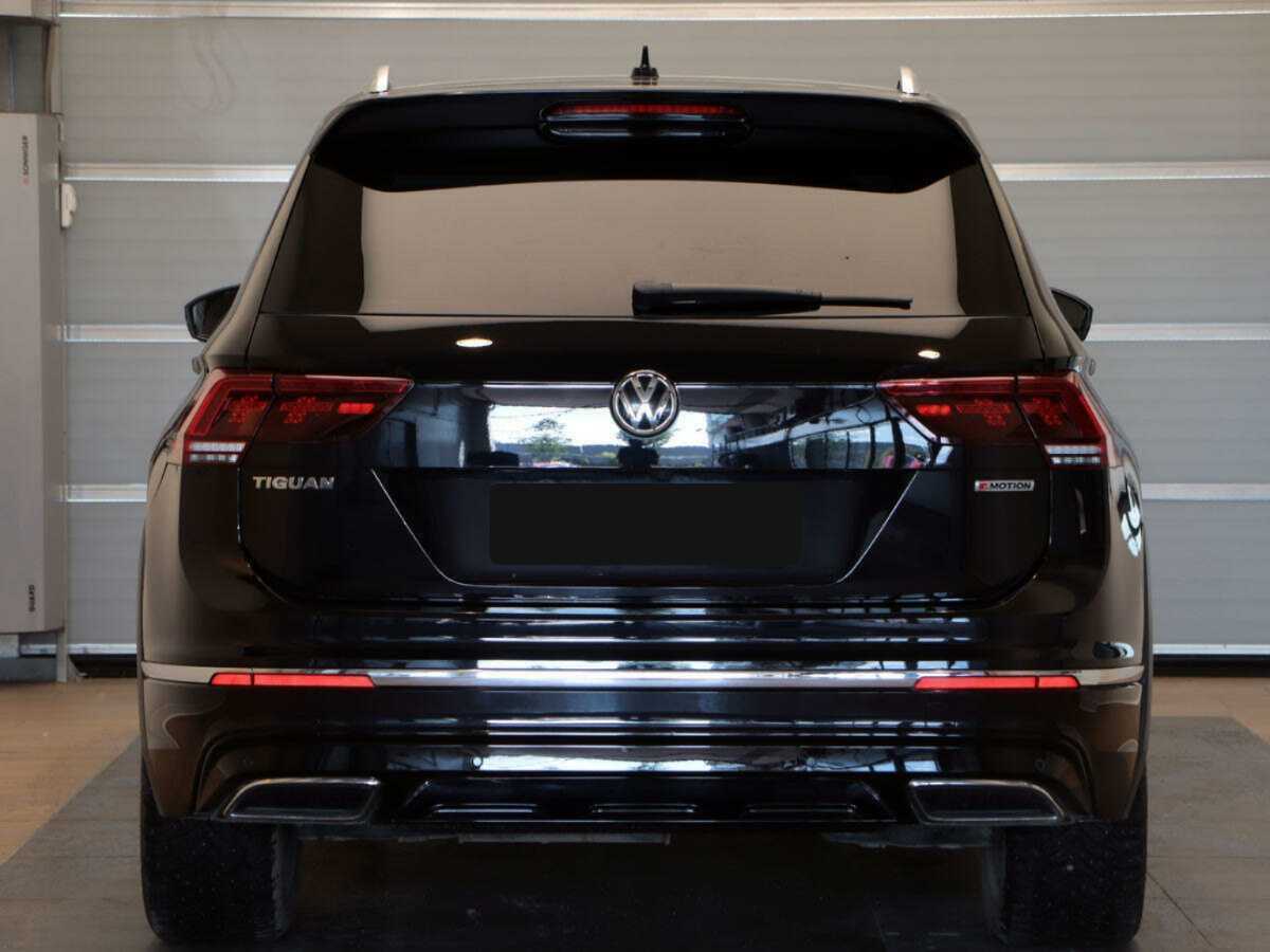 Volkswagen Tiguan б/у, 2020, Роботизированная. Фото: #4