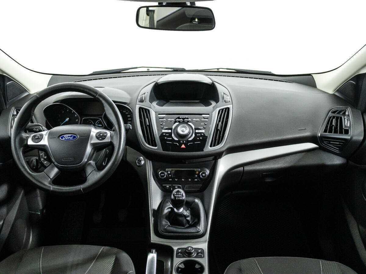 Ford Kuga б/у, 2013, Механическая. Фото: #12