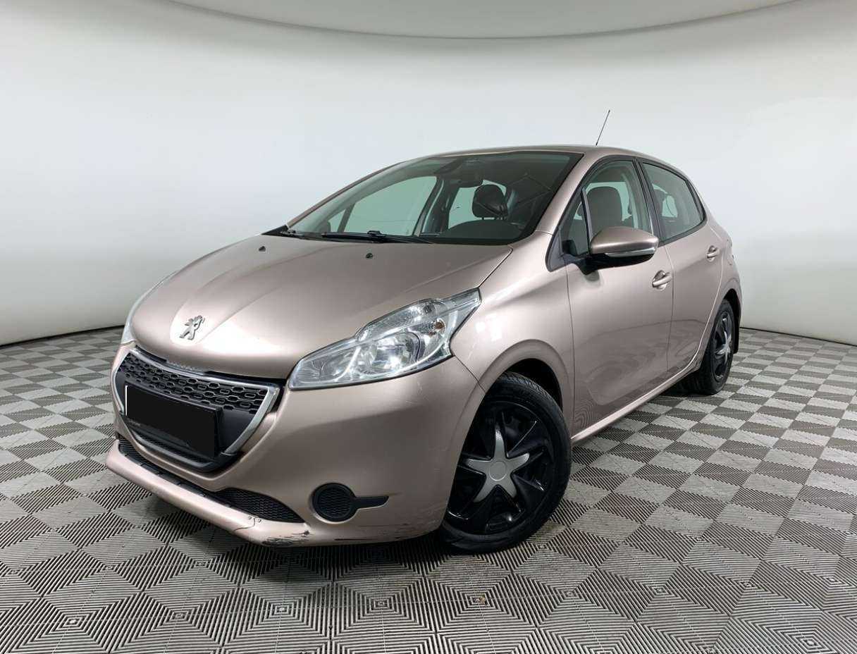 Peugeot 208 б/у, 2013, Автоматическая. Посмотреть фото