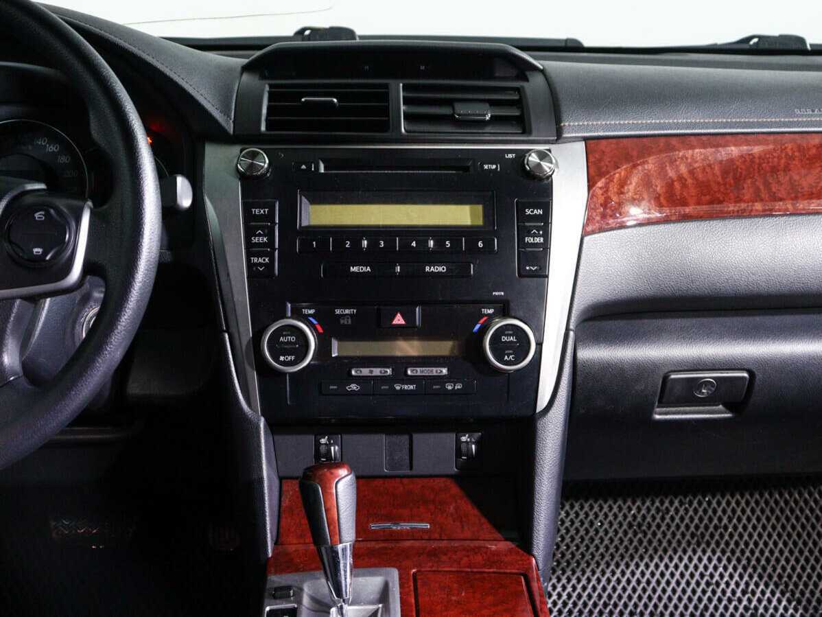 Toyota Camry б/у, 2013, Автоматическая. Фото: #12