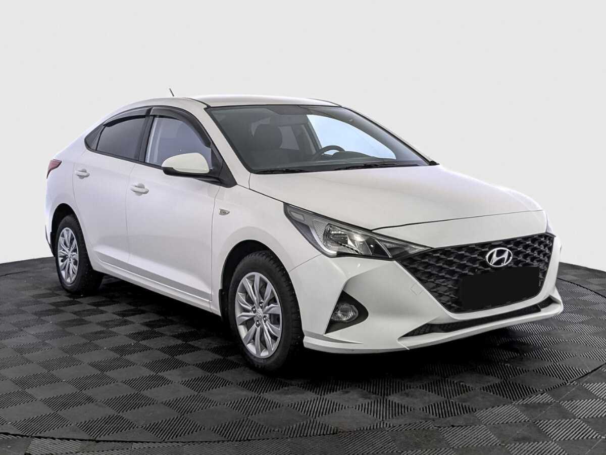 Hyundai Solaris б/у, 2022, Автоматическая. Фото: #2